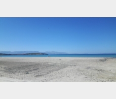 ÇEŞME ÇİFTLİKKÖYDE YATIRIMLIK TARLA ÇEŞME ÇİFTLİKKÖYDE YATIRIMLIK TARLA
